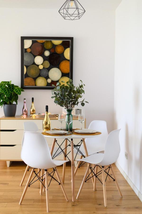North Artistique - Aviatiei Apartment Bukares Bagian luar foto