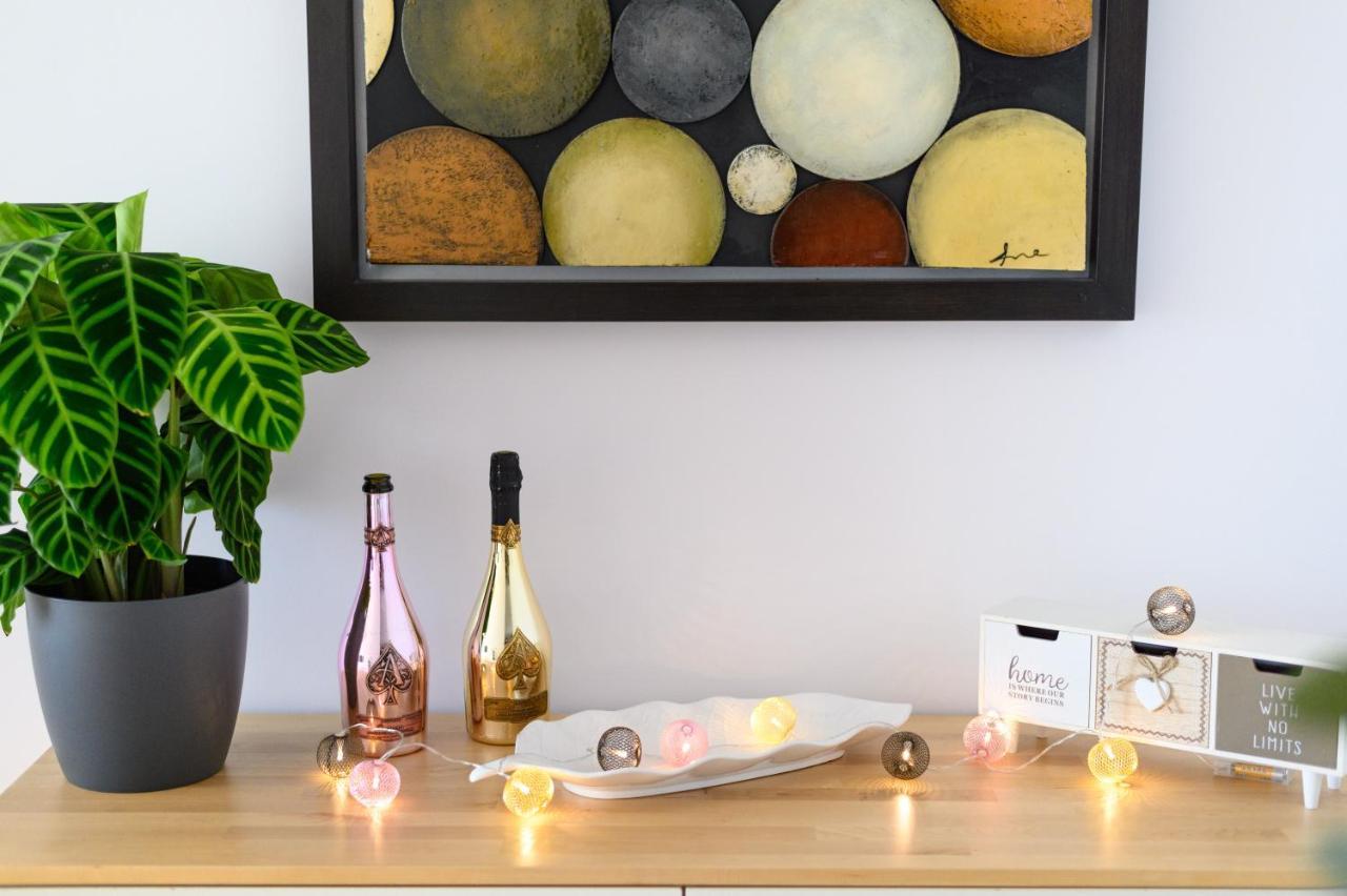 North Artistique - Aviatiei Apartment Bukares Bagian luar foto