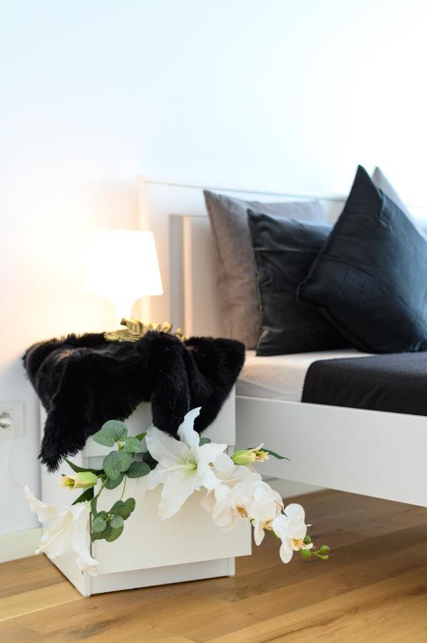 North Artistique - Aviatiei Apartment Bukares Bagian luar foto